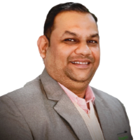 Rajat Varshney, Sr. Sales Manager for Apartments